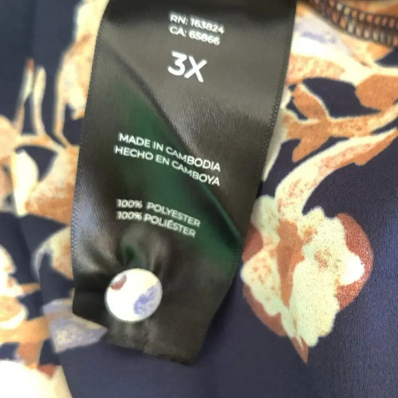 Well Worn Navy Floral Blouse Sz 3X Button Up Long Sleeve V-Neck Sheer Boho - Picture 7 of 7